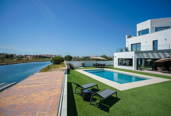 Detached Villa - Resale - La Manga del Mar Menor - La Manga
