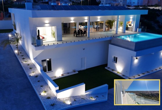 Detached Villa - Resale - La Marina - La Marina