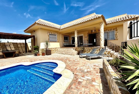 Detached Villa - Resale - La Zenia -
                La Zenia