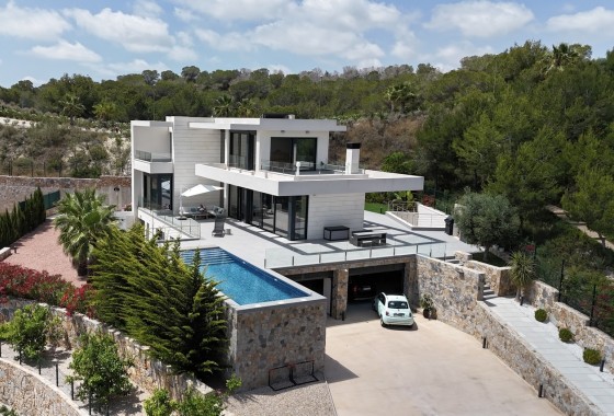 Detached Villa - Resale - Las Colinas Golf Resort -
                Las Colinas Golf