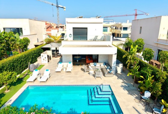 Detached Villa - Resale - Los Montesinos - Los Montesinos - Urb. La Herrada