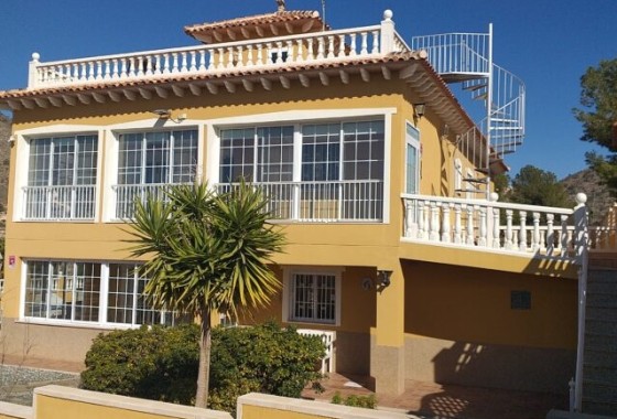 Detached Villa - Resale - Macisvenda - Macisvenda
