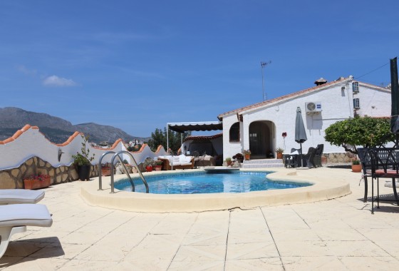 Detached Villa - Resale - Orba -
                Orba
