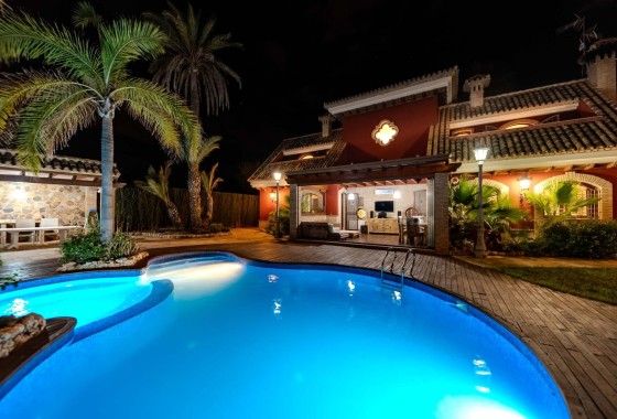 Detached Villa - Resale - Orihuela Costa - Campoamor
