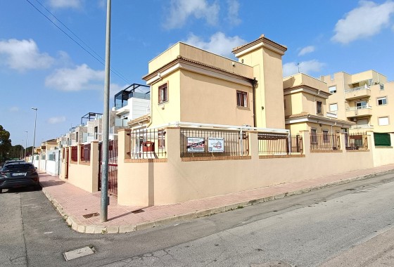 Detached Villa - Resale - Orihuela Costa - Castillo de Don Juan