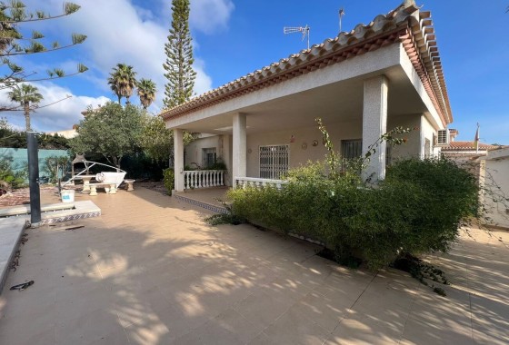 Detached Villa - Resale - Playa Flamenca -
                Playa Flamenca