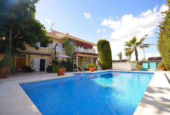 Detached Villa - Resale - Torrevieja - La veleta