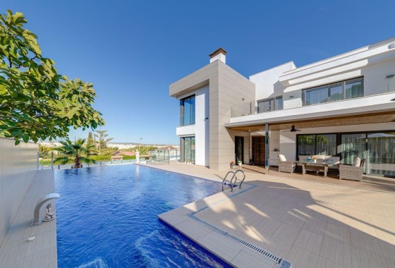 Detached Villa - Resale - Torrevieja - Los Balcones