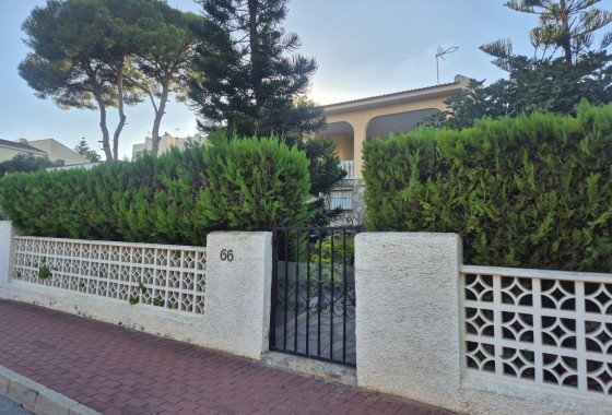 Detached Villa - Resale - Torrevieja -
                Los Balcones