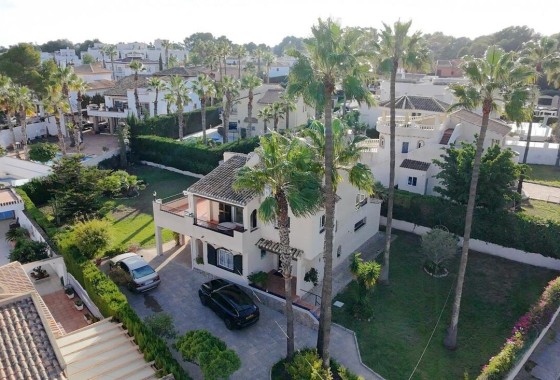 Detached Villa - Resale - Villamartín - Villamartín