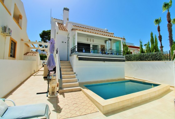 Detached Villa - Resale - Villamartín - Villamartín