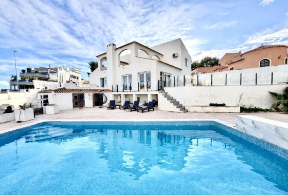 Detached Villa - Resale - Villamartín -
                Villamartín