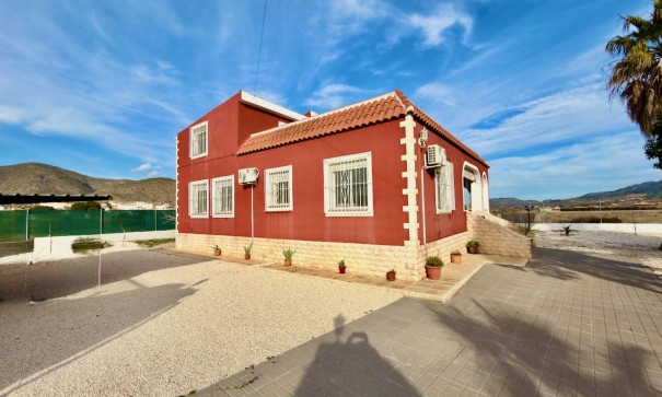 Detached Villa - Sale - Hondón de las Nieves - Hondón de las Nieves