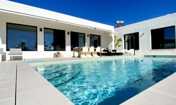 Detached Villa - Sale - Hondón de las Nieves - Hondón de las Nieves