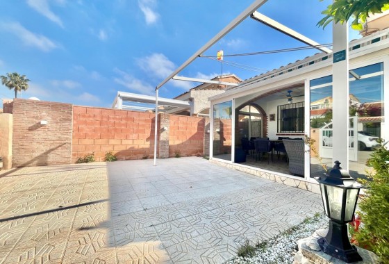 Detached Villa - Sale - Orihuela Costa - Los Almendros-la Florida
