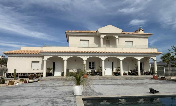 Detached Villa - Sale - SAX - SAX