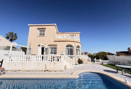 Detached Villa - Sale - Villamartín -
                Villamartín