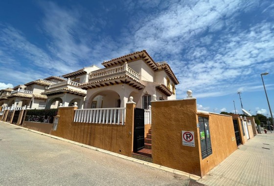 Doppelhaushälfte - Wiederverkauf - Orihuela Costa - Montezenia