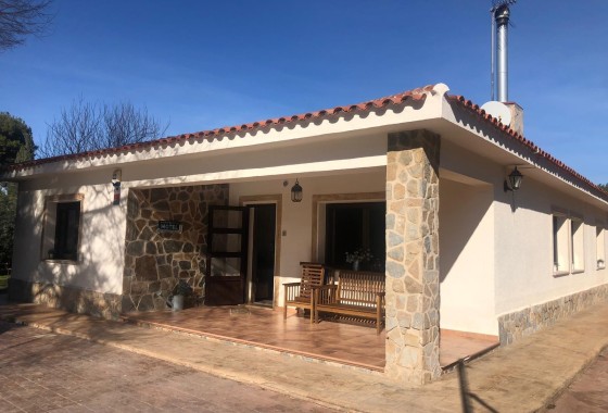 Finca - Country Property - Resale - Elda -
                Elda