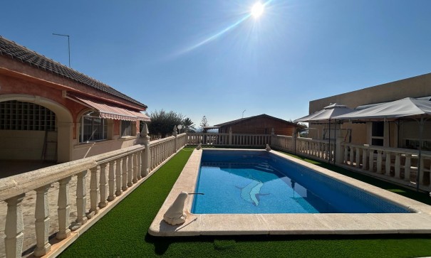 Finca Country Property - Sale - Albatera - Albatera