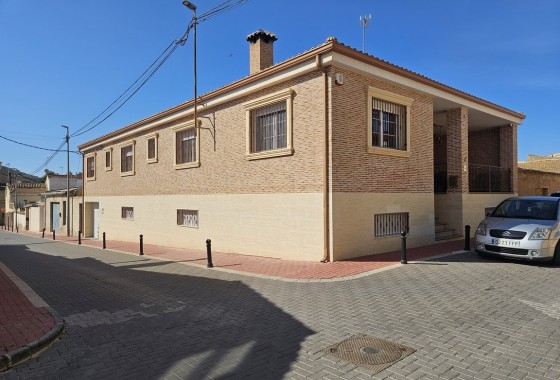 Finca / Dom wiejski - Sprzedaż - Hondón de los Fráiles - Hondón de los Fráiles