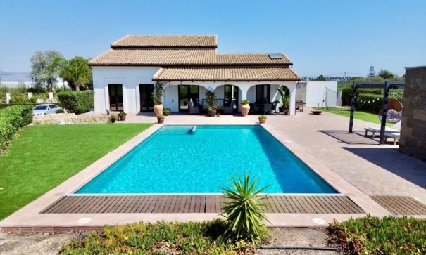 Finca landejendom - Videresalg - Dolores - Dolores