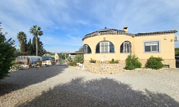 Finca landejendom - Videresalg - Dolores - Dolores