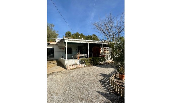 Finca Landelijk pand - Herverkoop - &Uacute;beda - &Uacute;beda Alicante