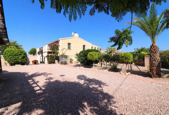 Finca / Landhuis - Herverkoop - Albatera -
                Albatera