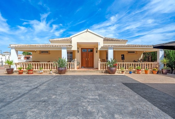Finca / Landhuis - Herverkoop - Almoradí - Las Heredades