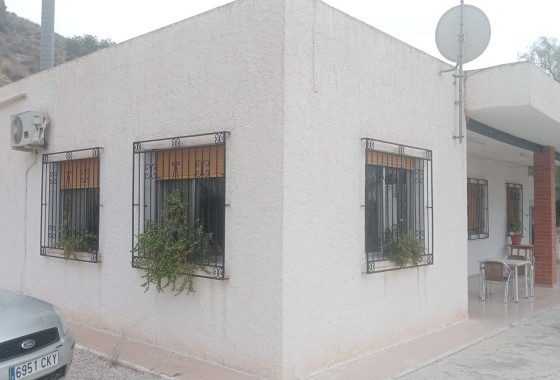 Finca / Landhuis - Herverkoop -
        Crevillente - CA04-87987