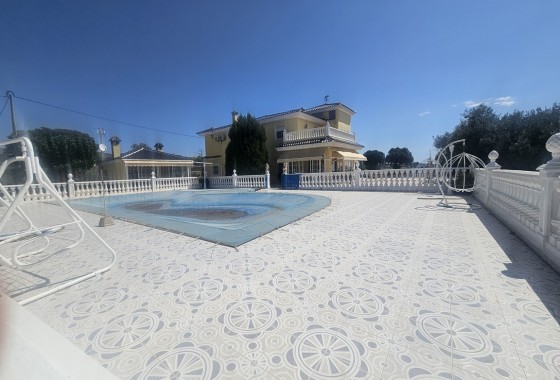 Finca / Landhuis - Herverkoop - Crevillente -
                Crevillente