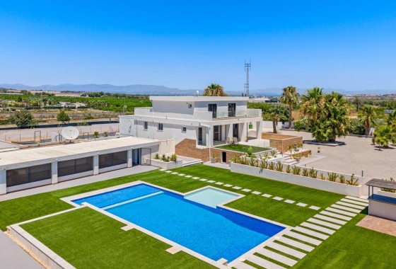 Finca / Landhuis - Herverkoop - Los Montesinos -
                La Herrada
