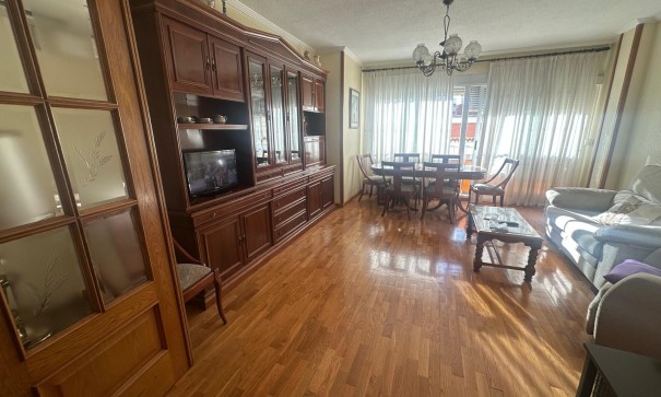 Finca nieruchomość wiejska - Sprzedaż - Daya Nueva - Daya Nueva