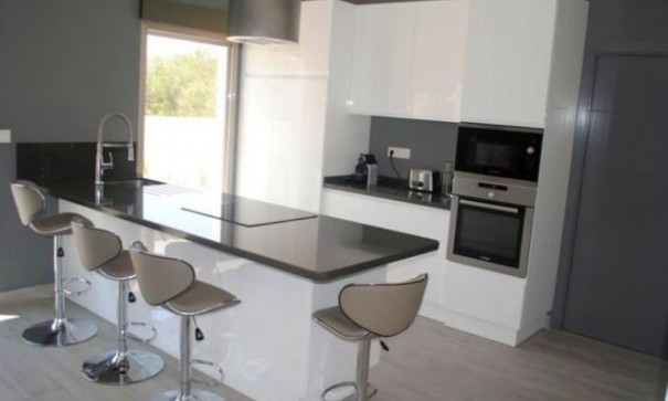 Freistehende Villa - Resale - Pinoso - Pinoso