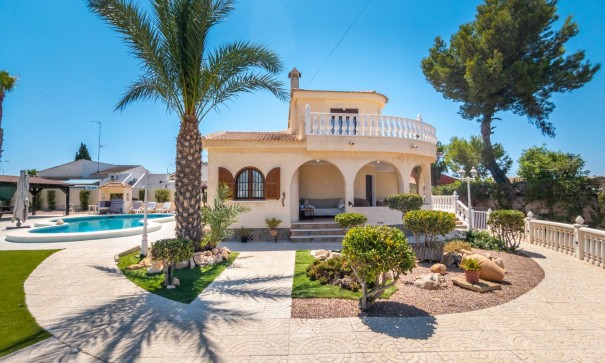 Freistehende Villa - Resale - Torrevieja - La Siesta - El Salado - Torreta