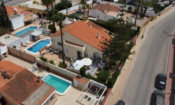 Freistehende Villa - Resale - Torrevieja - Torrevieja
