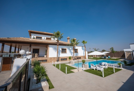 Freistehende Villa - Wiederverkauf - Avileses - Avileses