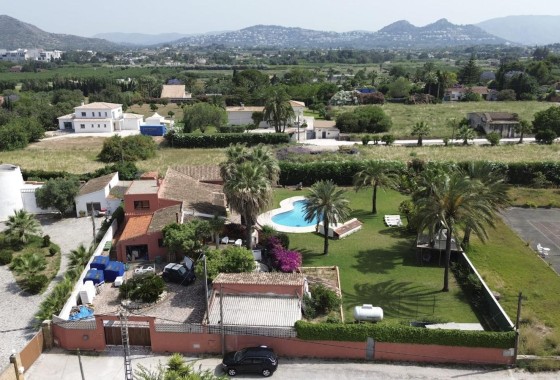 Freistehende Villa - Wiederverkauf - Denia -
                Dénia