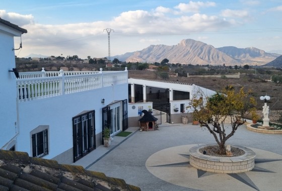 Freistehende Villa - Wiederverkauf - Hondón de los Fráiles - Hondón de los Fráiles