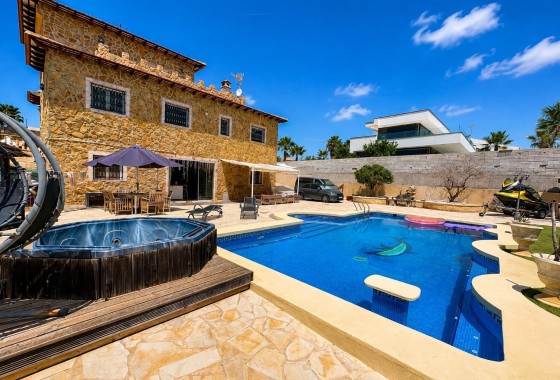 Freistehende Villa - Wiederverkauf - San Fulgencio - La Escuera