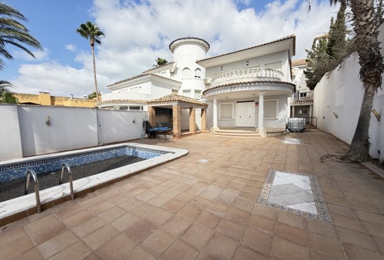 Freistehende Villa - Wiederverkauf - San Miguel de Salinas - San Miguel de Salinas