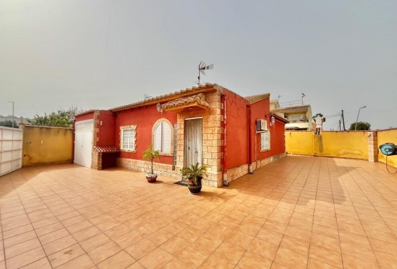 Freistehende Villa - Wiederverkauf - Torrevieja -
                Los Balcones