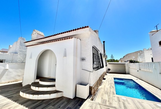 Freistehende Villa - Wiederverkauf - Villamartín -
                Costa Blanca