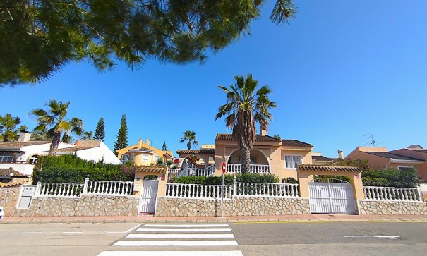 Fristående villa - Återförsäljning - Rojales - La Marquesa Golf - Costa Blanca