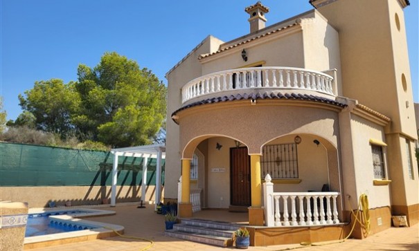 Fristående villa - Återförsäljning - Villamartín - Villamartín
