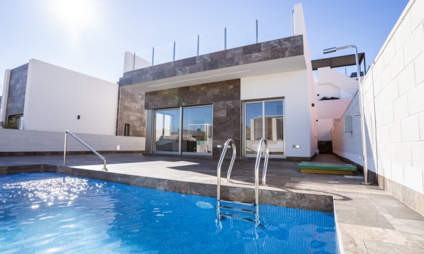 Fristående villa - Återförsäljning - Villamartín - Villamartín