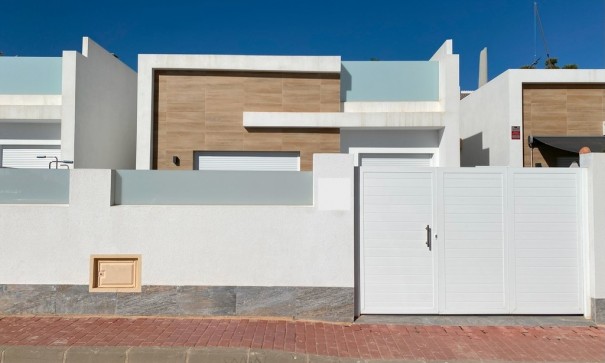 Fritliggende villa - Videresalg - Avileses - Avileses