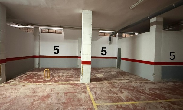 Garage - Återförsäljning - Torrevieja - Torrevieja