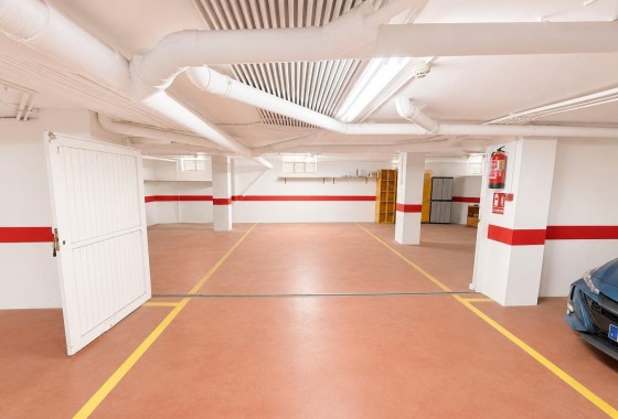 Garage - Location longue durée - Torrevieja -
                Torrevieja